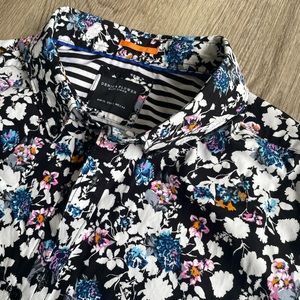 Dress Shirt / Button Up